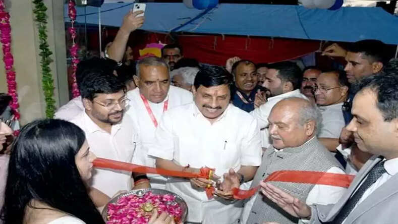 CM मोहन यादव ने गोविंदपुरी रोड़ पर स्थित एसकेएस अस्पताल का किया शुभारंभ