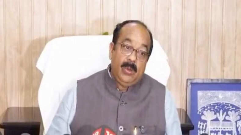 CG News: उपमुख्यमंत्री साव का कांग्रेस पर वार कहा- इनकी सरकार में हुई नगरीय निकायों की दुर्दशा