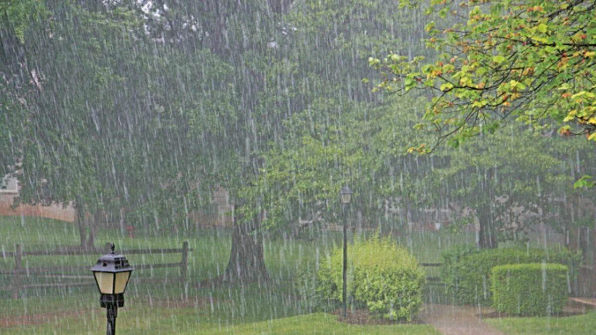 Weather Update: जानिए आज देशभर में कैसा रहेगा मौसम, महाराष्ट्र, तेलंगाना समेत इन राज्यों में होगी बारिश