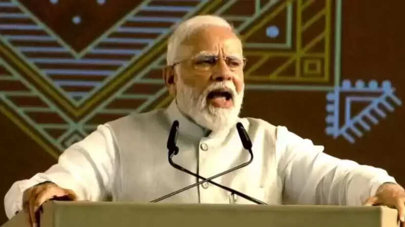 कांग्रेस की गारंटी का मतलब नीयत में खोट, झूठी गारंटी देने वालों से रहें सावधान : प्रधानमंत्री मोदी