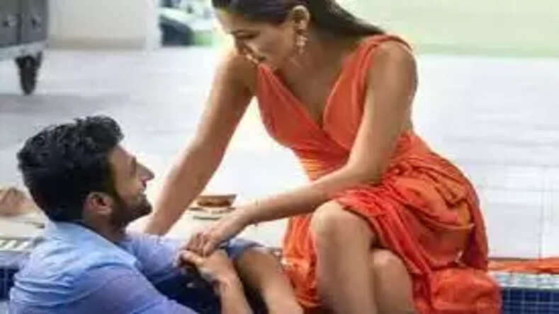 आयशा उमर 