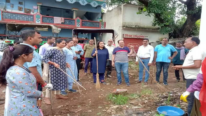 Rajnandgaon News: स्वच्छ भारत मिशन अंतर्गत जिले के सभी ग्रामों में मनाया गया स्वच्छता त्यौहार