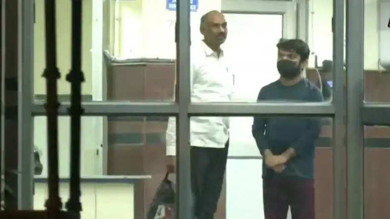 Shraddha Murder Case: आफताब पूनावाला की FSL रोहिणी में पॉलीग्राफी जांच