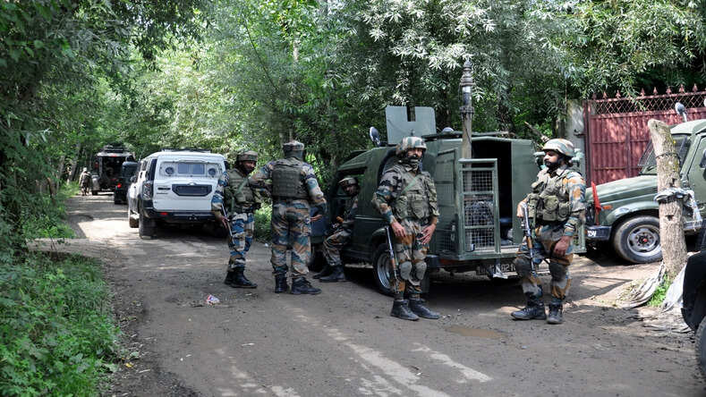 शोपियां में हुए मजदूरों पर आतंकी हमले की नेताओं ने की निंदा
