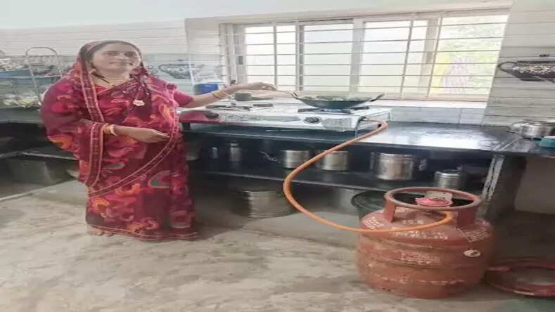 प्रधानमंत्री उज्ज्वला योजना से राधिका का जीवन हुआ आसान