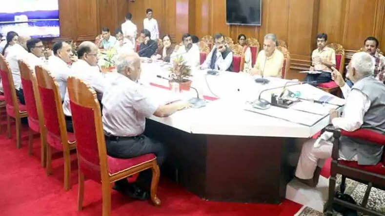 जनजातीय विकास कार्य प्रेरक दृष्टिकोण के साथ क्रियान्वित हो : राज्यपाल मंगुभाई पटेल