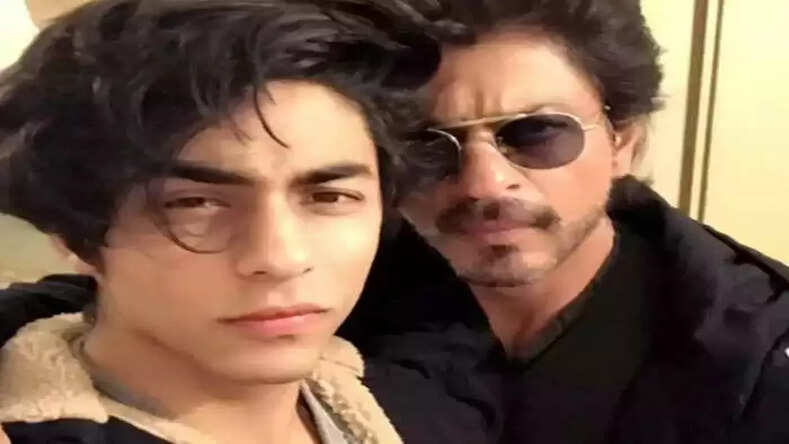  मुंबई  शाहरुख के बेटे आर्यन खान समेत 3 गिरफ्तार, ड्रग्स केस में NCB की बड़ी कार्रवाई
