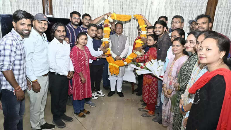 हर युवा के चेहरे की चिंता हमने पढ़ी, हर परिवार की पीड़ा हमने समझी और उसका समाधान करने का किया प्रयास : मुख्यमंत्री
