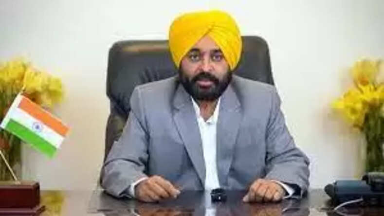 मुख्यमंत्री भगवंत मान ने 'स्कूल ऑफ एमिनेंस' परियोजना की शुरुआत 