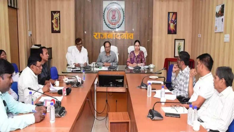 CG News: निर्वाचन नामावली के अंतिम प्रकाशन त्रिस्तरीय पंचायत अंतर्गत 22 नवम्बर एवं नगर पालिका 29 नवम्बर को निर्धारित स्थलों पर