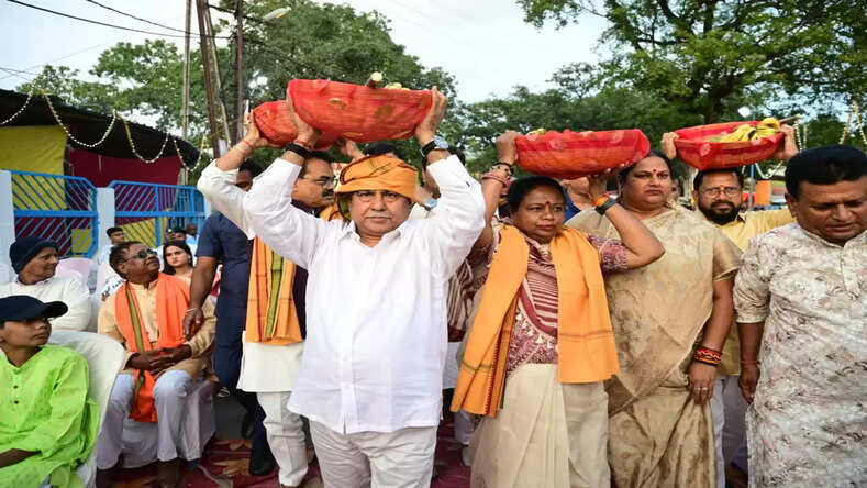  छठ पूजा धार्मिक अनुष्ठान के साथ प्रकृति, सूर्य और जल के प्रति कृतज्ञता का प्रतीक है- हेमंत खण्डेलवाल