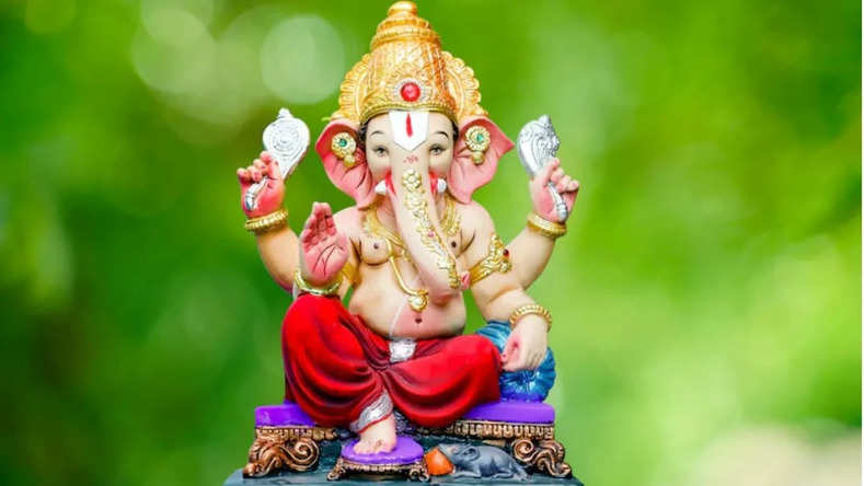Ganesh Upay: इस दिन करें गणपति भगवान की पूजा, दुख और संकट से मिलेगा छुटकारा