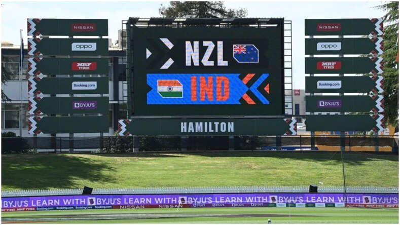 IND vs NZ, Womens World Cup 2022: आखिरी ओवर में न्यूजीलैंड को लगा नौवां झटका