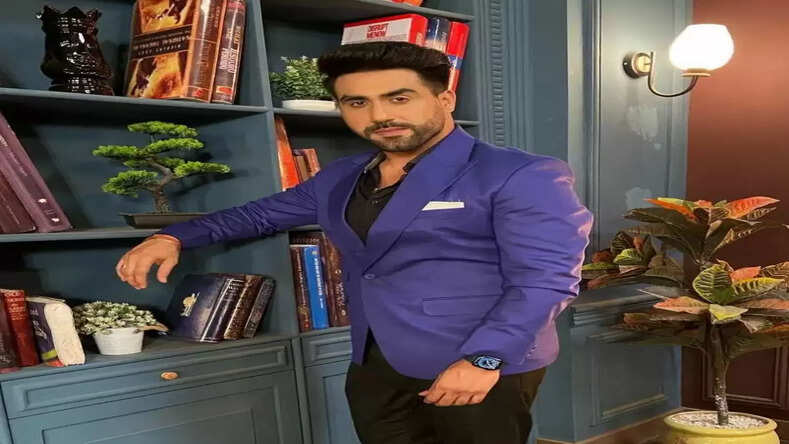 अपनी मानसिक दृढ़ता को बरकरार रखने के लिए ध्यान जैसी माइंडफुलनेस प्रथाओं पर बहुत अधिक भरोसा करता हूं: रात की शूटिंग पर अनुज कोहली