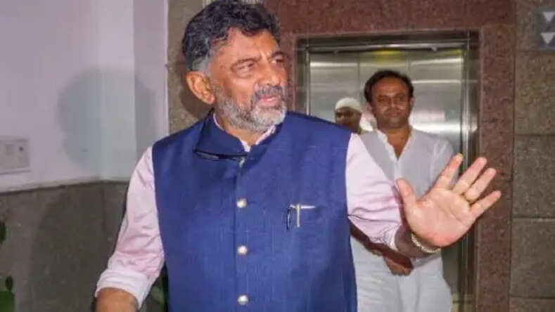 सुप्रीम कोर्ट से कर्नाटक के उपमुख्यमंत्री शिवकुमार को मिली बड़ी राहत, मनी लॉन्ड्रिंग का केस खारिज