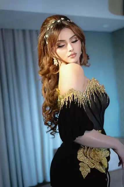 Urvashi Rautela 1