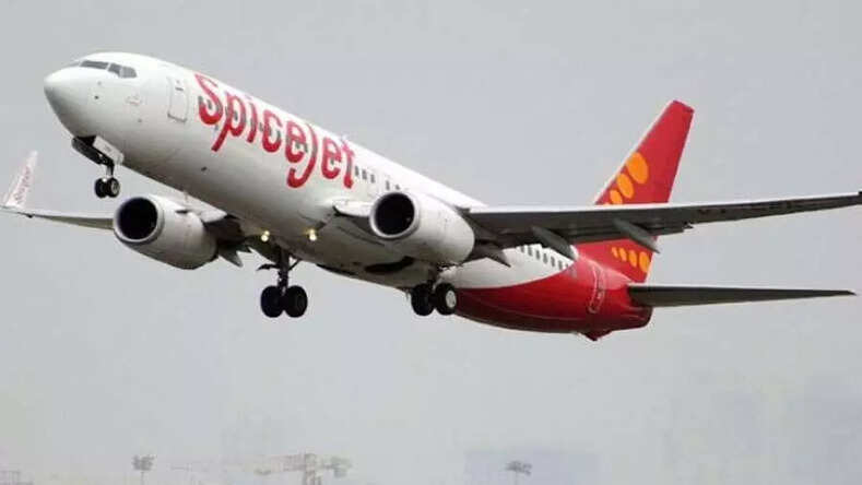  पटना एयरपोर्ट पर टेक ऑफ के बाद स्पाइस जेट विमान के इंजन  में लगी आग, कराई गई इमरजेंसी लैंडिंग