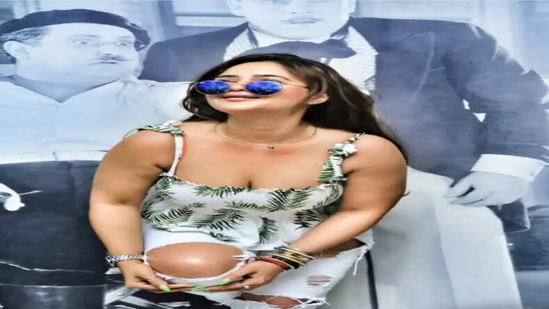 ग्लैमर और टैलेंट का नया तड़का, बॉलीवुड में कदम रखेंगी सुचंद्रा एक्स वानिया!