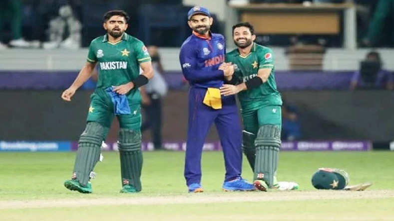 पाकिस्तान टीम के कप्तान बाबर आजम ने तोड़ा कोहली का रिकॉर्ड, रिजवान ने किया ये कारनामा