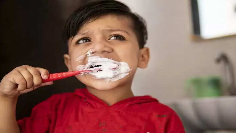 बच्चों के लिए Toothpaste चुनते समय बरतें ये सावधानी, नहीं तो दांत हो सकते हैं खराब