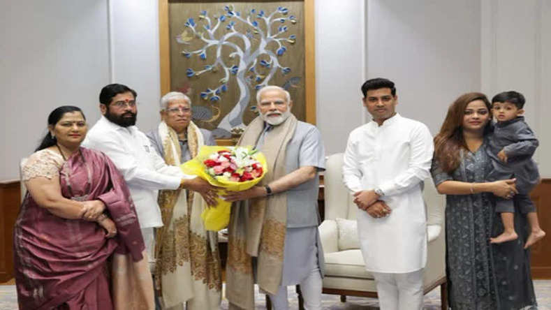 महाराष्ट्र के मुख्यमंत्री एकनाथ शिंदे ने परिवार के साथ PM मोदी से की मुलाकात