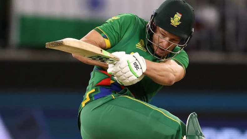 IND vs RSA: दक्षिण अफ़्रीका को चार ओवर में बनाने हैं 32 रन