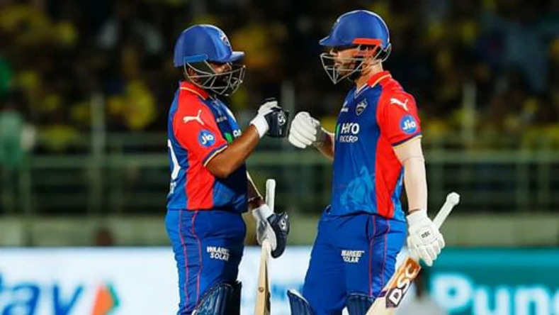 IPL 2024, DC vs CSK: दिल्ली की चेन्नई के खिलाफ जबरदस्त शुरुआत, गेंदबाज विकेट को तरसे