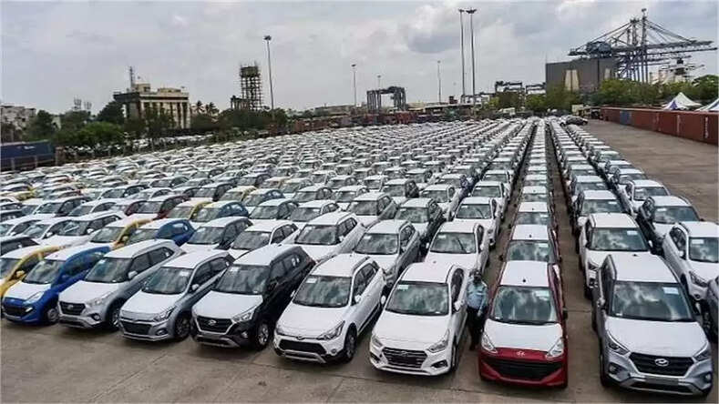 अगस्त में 8% बढ़ी पेसेंजर व्हीकल्स की डिमांड