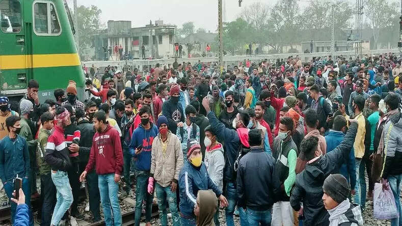  Agnipath scheme : अग्निपथ योजना के लिए उम्र सीमा 21 वर्ष से बढ़ाकर 23 वर्ष की गई