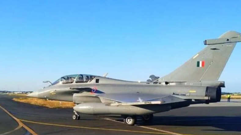  रक्षा क्षेत्र में भारत की बड़ी छलांग: फ्रांस संग 114 राफेल जेट डील, देसी सिस्टम में भी दिखी दिलचस्पी